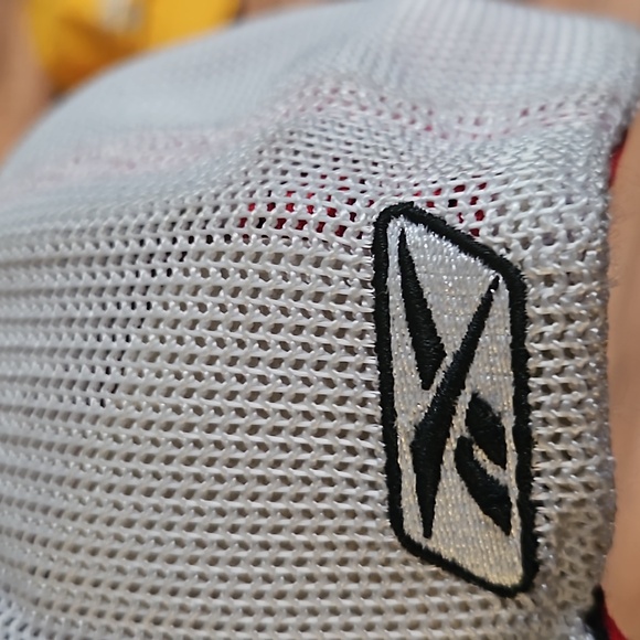 Nhl nwt Ottawa senators authentic cap - Picture 3 of 5